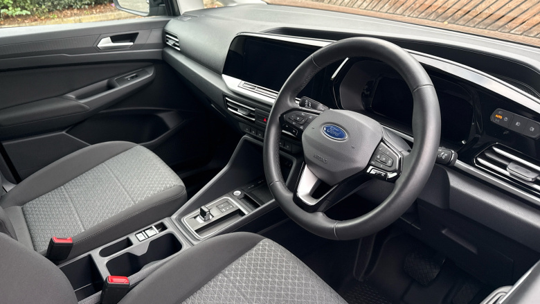 Ford Transit Connect 250 L2 Petrol 1.5 EcoBoost PHEV 150 Limited Van Auto